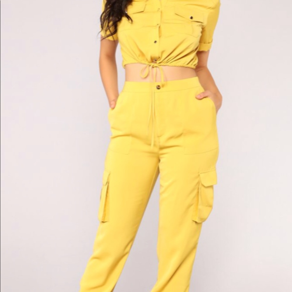 Medium yellow set...